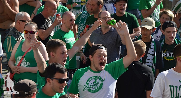 DĚNÍ NA TRIBUNÁCH: Sparta - Bohemians