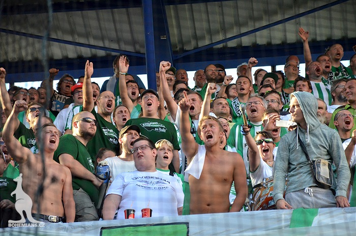 DĚNÍ NA TRIBUNÁCH: Sparta - Bohemians