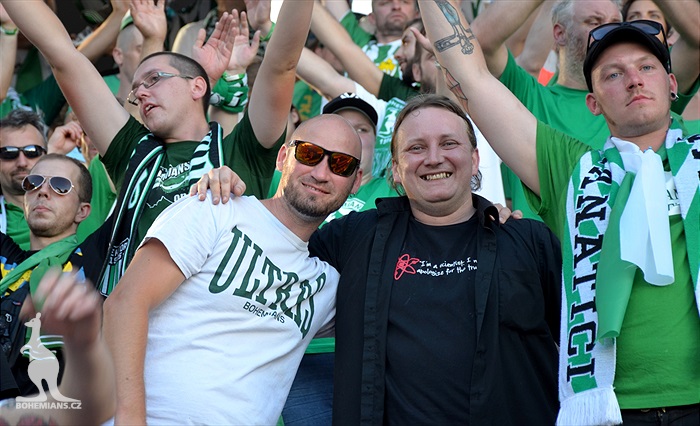 DĚNÍ NA TRIBUNÁCH: Sparta - Bohemians