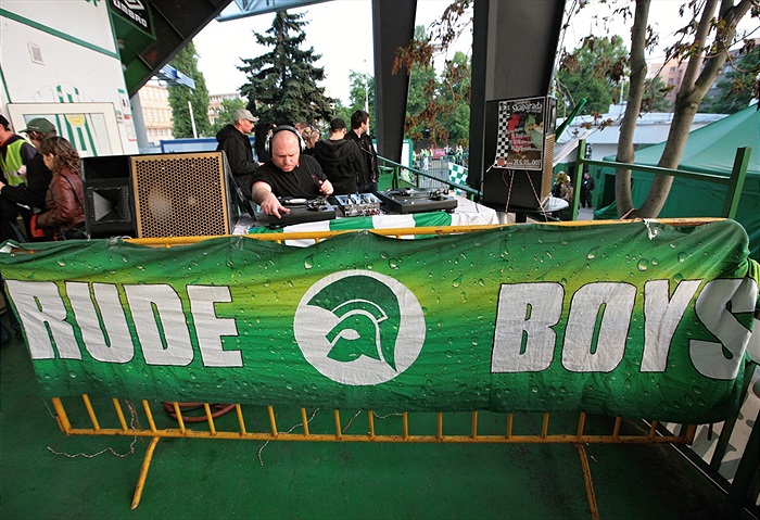 A párty může začít