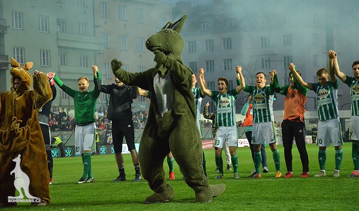 Bohemians - Plzeň 5:2, dění na tribunách