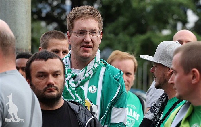 DĚNÍ NA TRIBUNÁCH: Bohemians - Slovácko