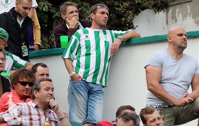 DĚNÍ NA TRIBUNÁCH: Bohemians - Slovácko