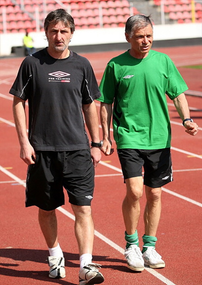 Asistenti trenéra...