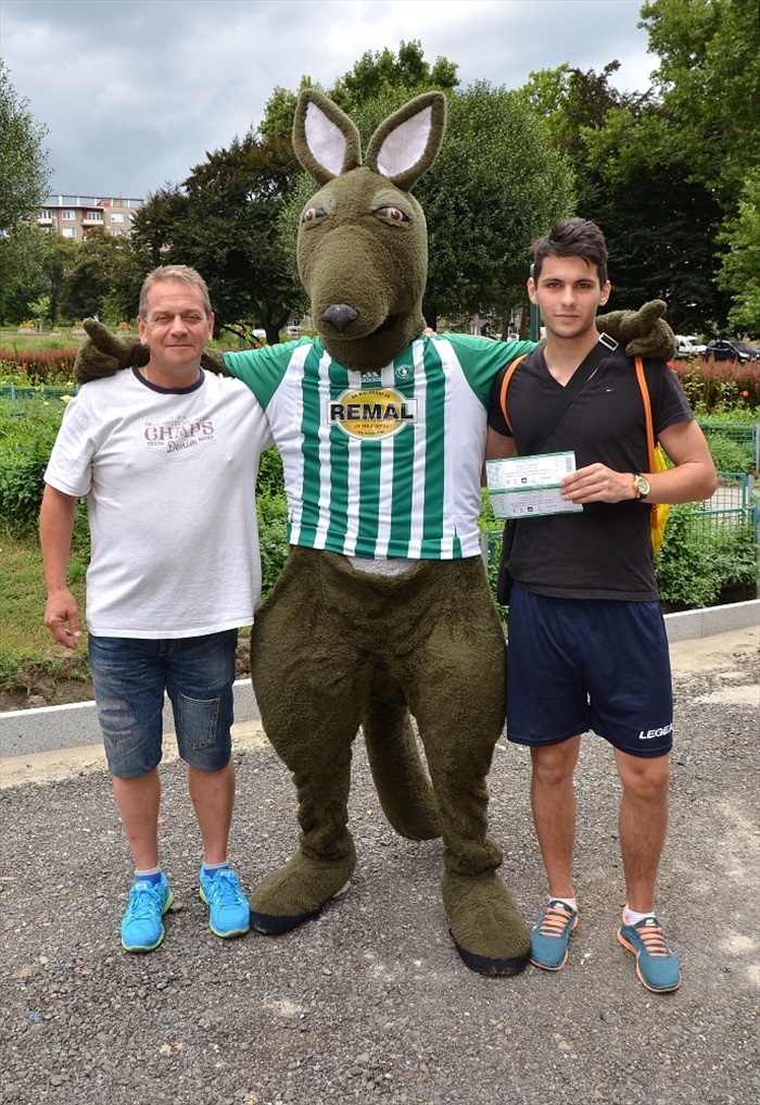 Klokan zval fanoušky ve Vršovicích na fotbal