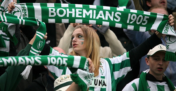 Přes tisíc fanoušků Bohemky v hledišti.