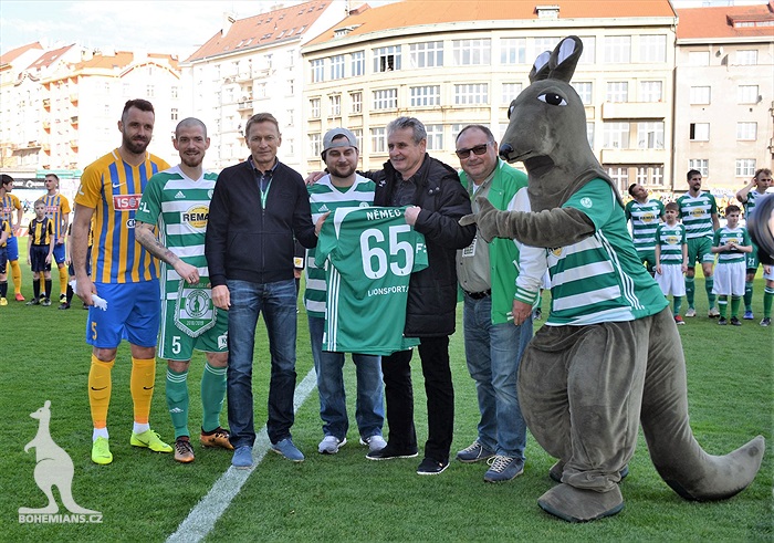 Dění na tribunách, Opava 2019