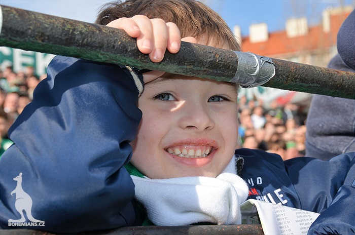 Dění na tribunách, Opava 2019