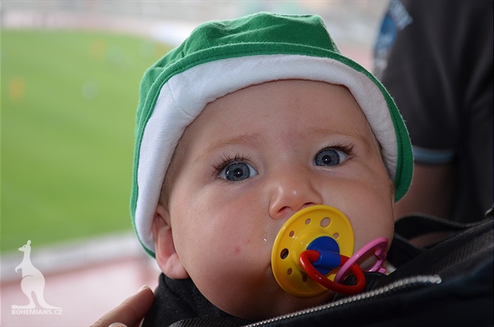 DĚNÍ NA TRIBUNÁCH: Dukla - Bohemians