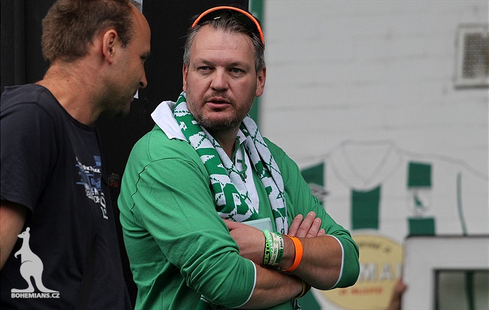 DĚNÍ NA TRIBUNÁCH: Bohemians - Slavia