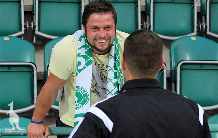 DĚNÍ NA TRIBUNÁCH: Bohemians - Slavia