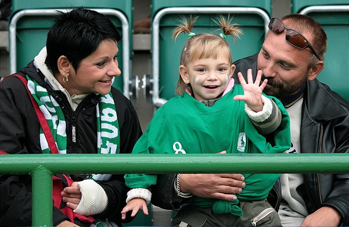 Fandí celá rodina.