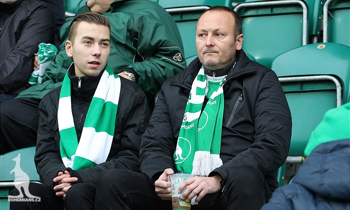 DĚNÍ NA TRIBUNÁCH: Bohemians - Teplice