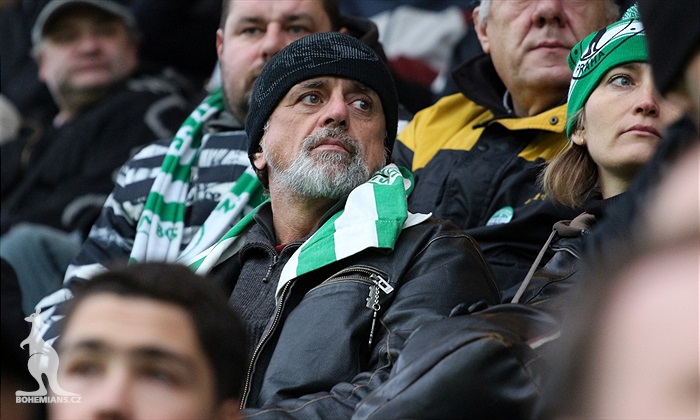 DĚNÍ NA TRIBUNÁCH: Bohemians - Teplice
