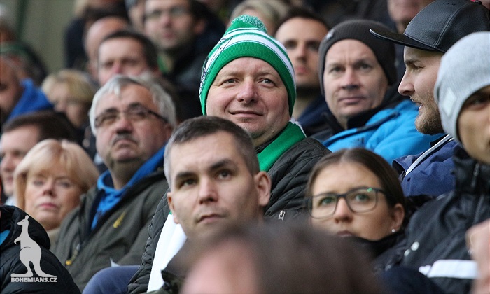 DĚNÍ NA TRIBUNÁCH: Bohemians - Teplice