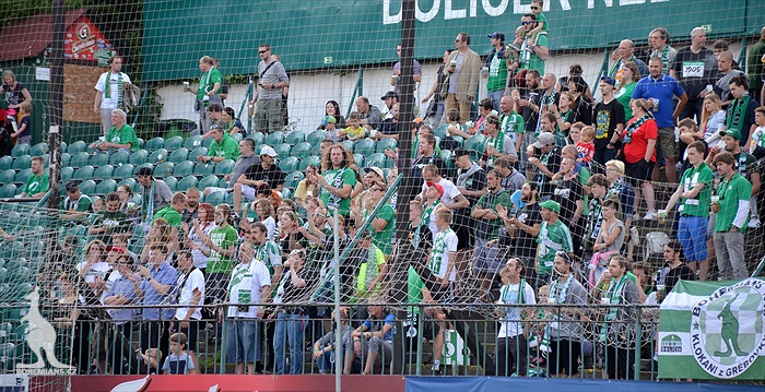 Dění na tribunách - Dětský den a utkání se Slovanem Bratislava