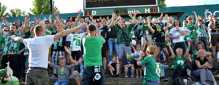 Dění na tribunách - Dětský den a utkání se Slovanem Bratislava