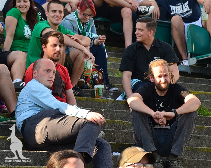 Dění na tribunách - Dětský den a utkání se Slovanem Bratislava