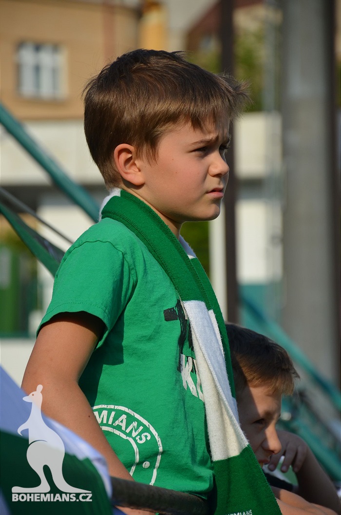Dění na tribunách Bohemians - Jihlava 1:1