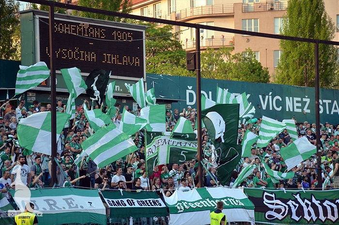 Dění na tribunách Bohemians - Jihlava 1:1