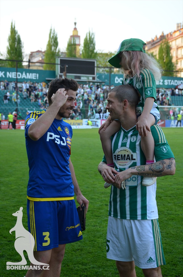 Dění na tribunách Bohemians - Jihlava 1:1