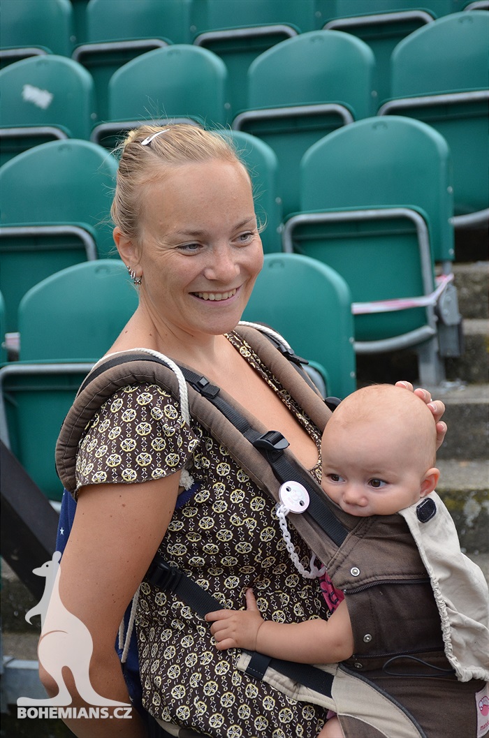 DĚNÍ NA TRIBUNÁCH: Bohemians - Pardubice