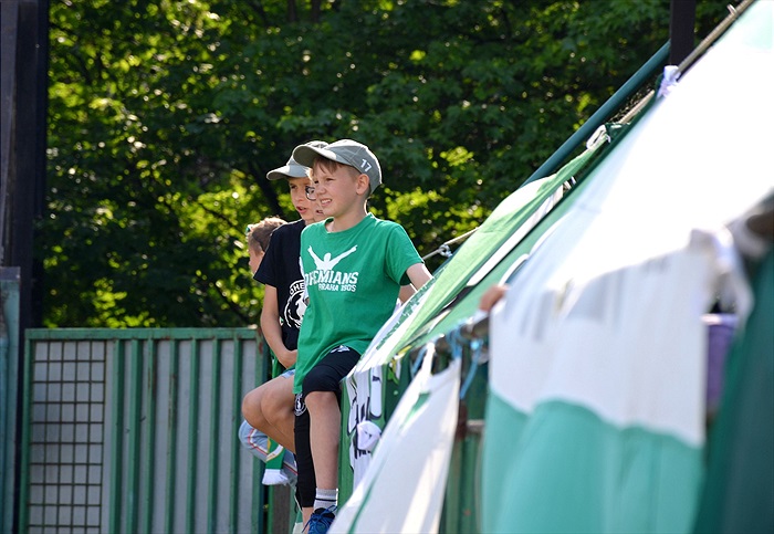 opava_nadstavbajaro_deni na tribunach 