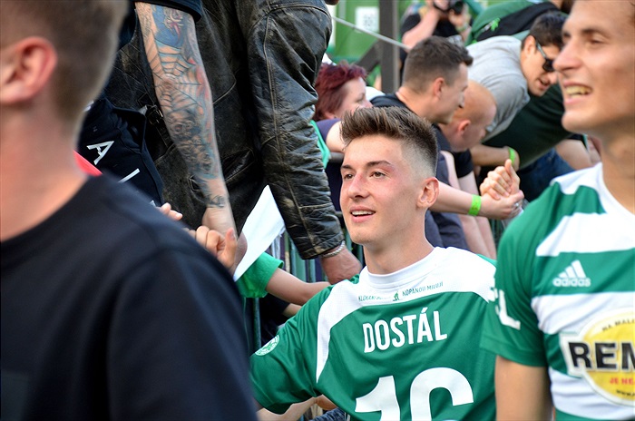 opava_nadstavbajaro_deni na tribunach 