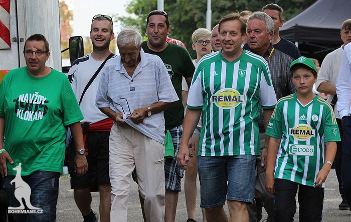 DĚNÍ NA TRIBUNÁCH: Dukla - Bohemians