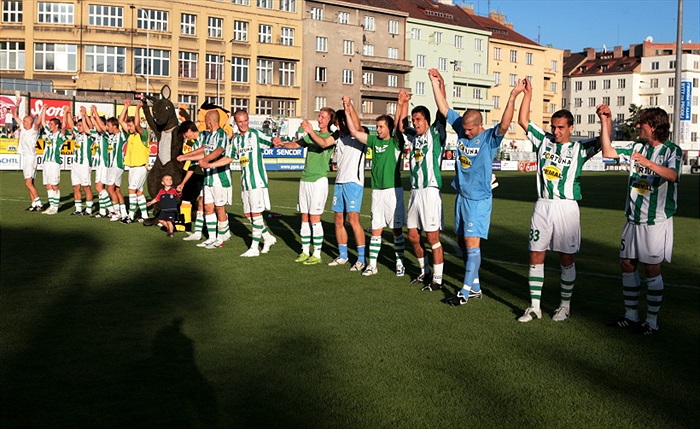 Děkovačka po utkání.