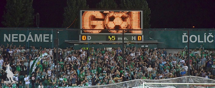 DĚNÍ NA TRIBUNÁCH: Bohemians - Jablonec