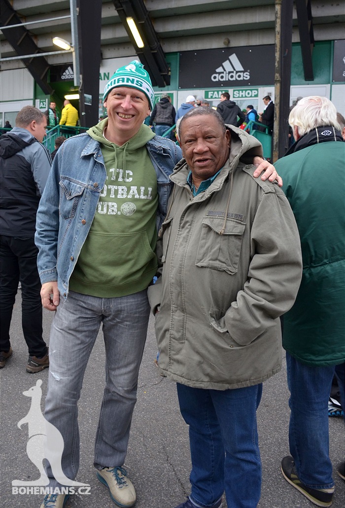 Dění na tribunách: Bohemians - Zlín