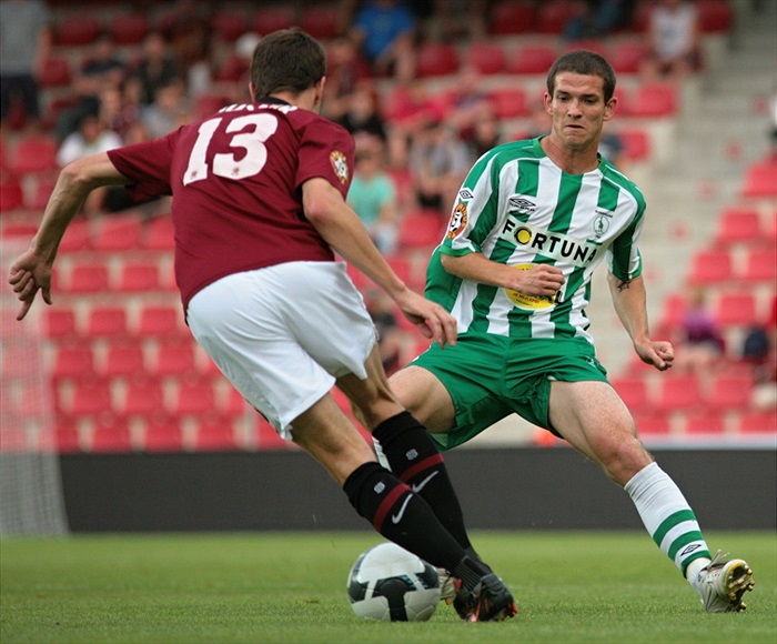 Bartek brání Kušníra.