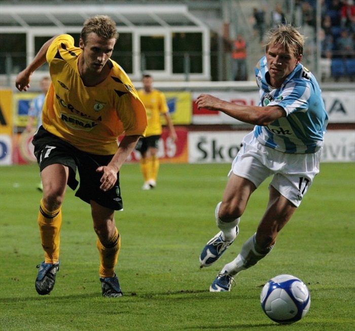 Janek proti Rajnochovi.