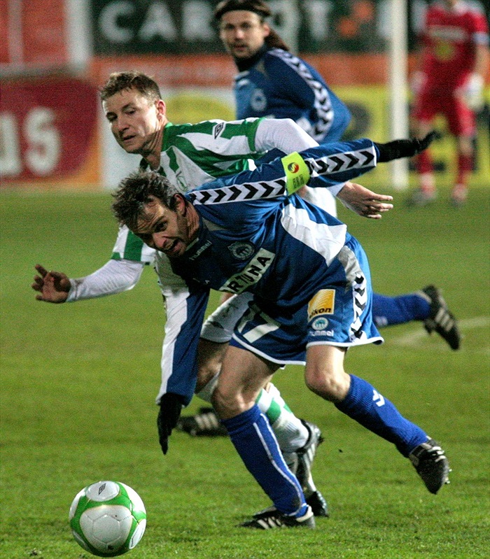 Růžička doráží na Janů.