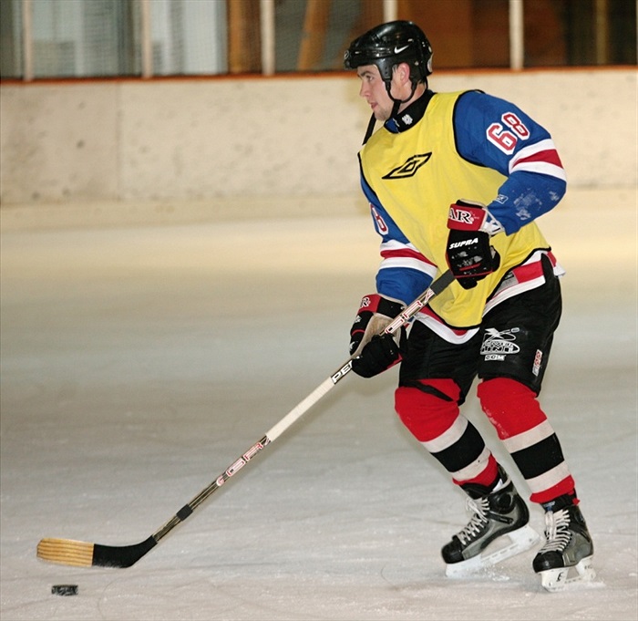 Ivan Hašek vypadá jak hokejista.