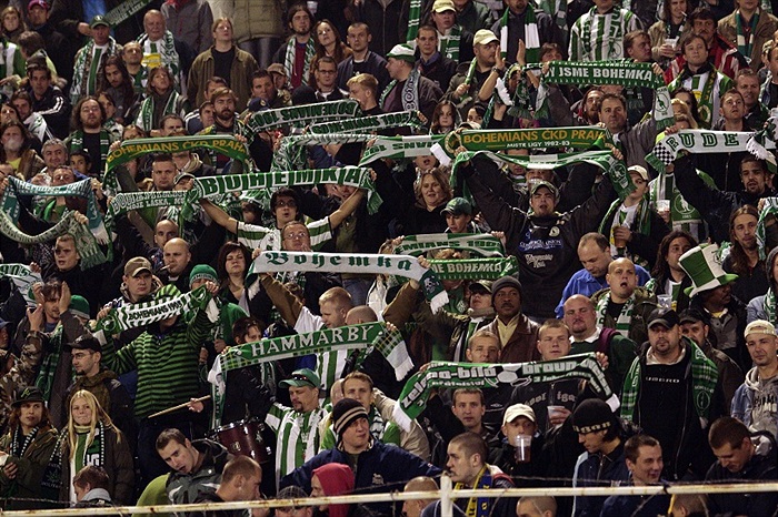 Kotel poctivě fandil celý zápas.