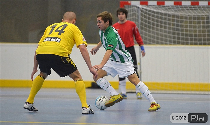 Futsal vs Fotbal 8:1 (4:0)