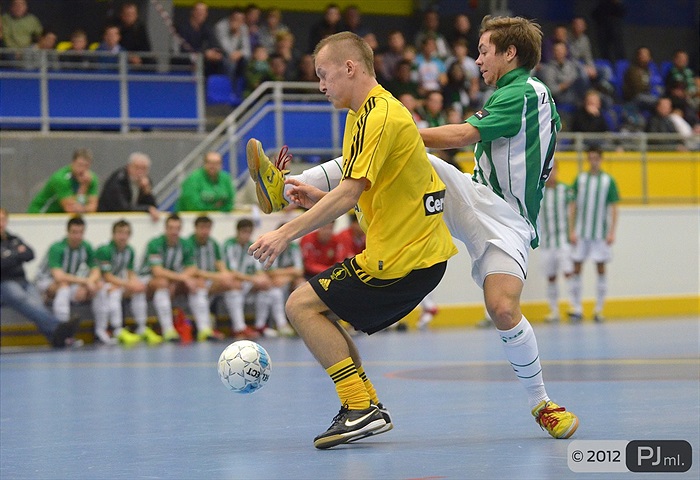 Futsal vs Fotbal 8:1 (4:0)
