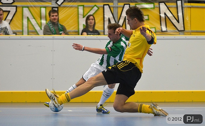 Futsal vs Fotbal 8:1 (4:0)