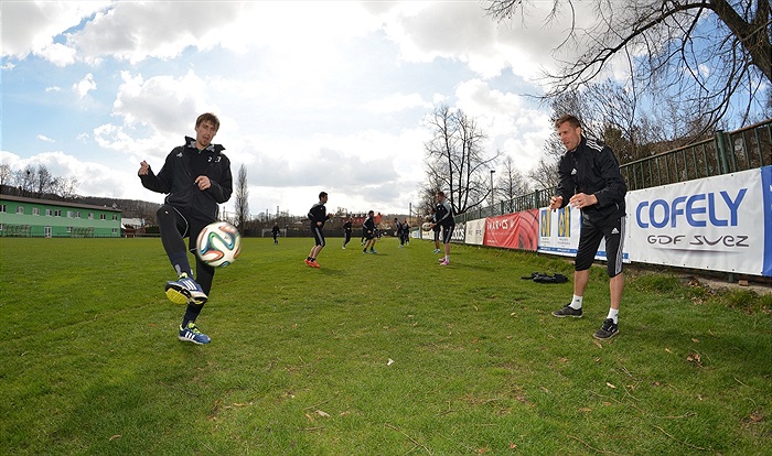 Rozcvičení před utkáním se Slavií