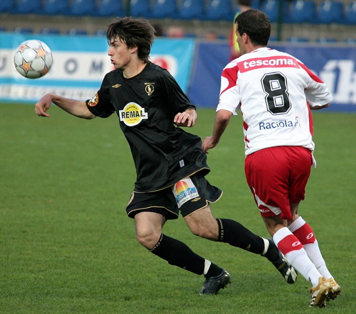 Morávek mění směr.