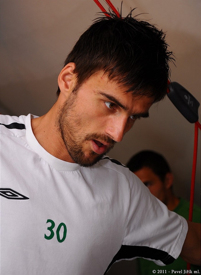 Klokani v rukou fyzioterapeutky Alice Hamáčkové