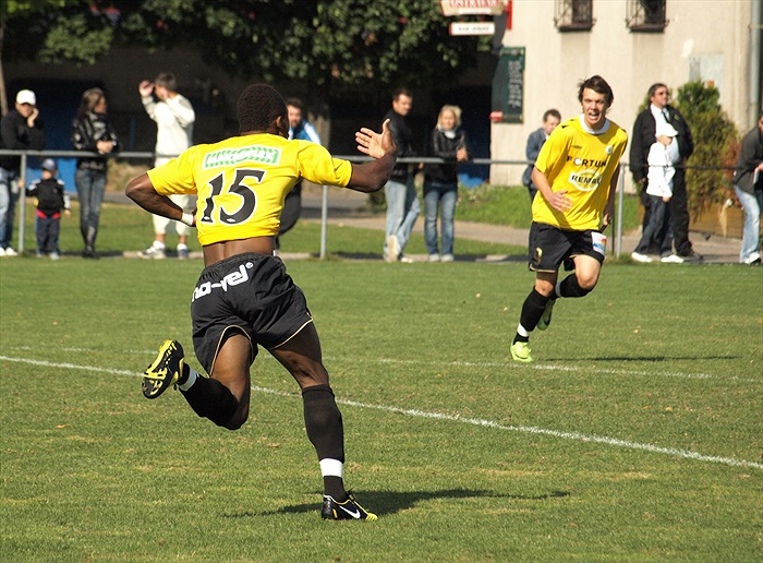 Elie Moise N'Dekre v zápase staršího dorostu v Ostravě 1