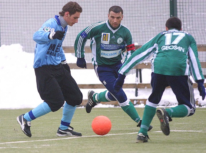 Michal Petrouš bojuje na karlínském turnaji