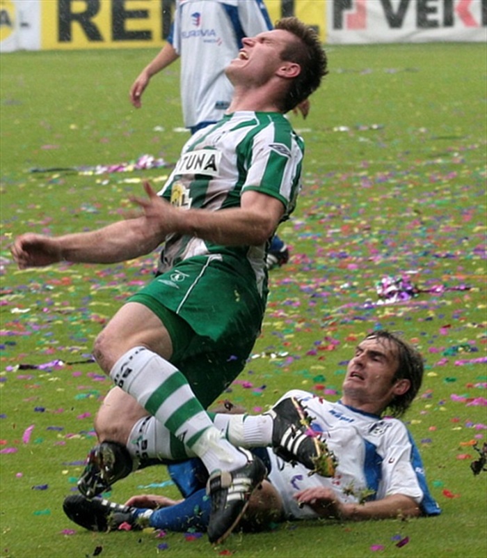 Faulovaný Miloslav Strnad.