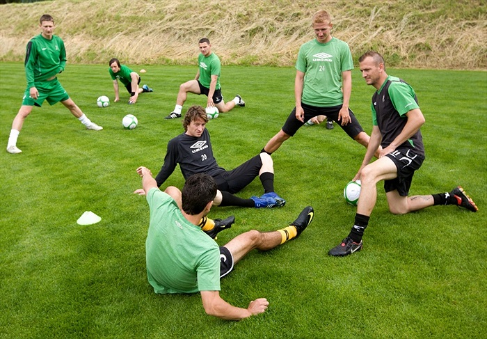 První trénink letní přípravy v Hrdlořezích.