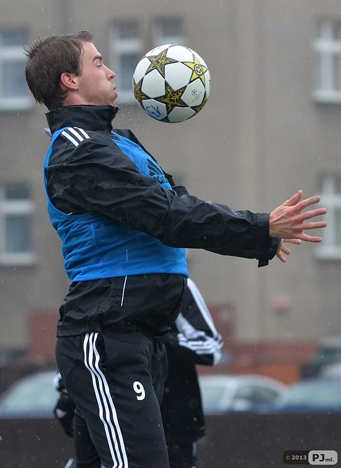 V úterý pokračovala příprava na hřišti