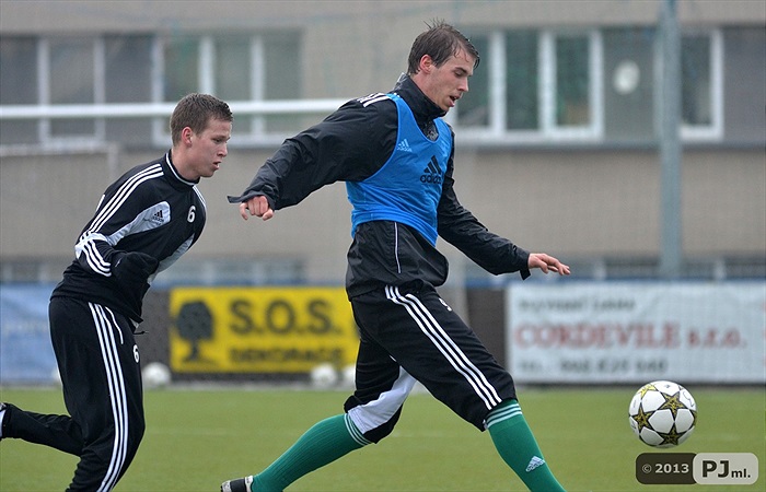 V úterý pokračovala příprava na hřišti