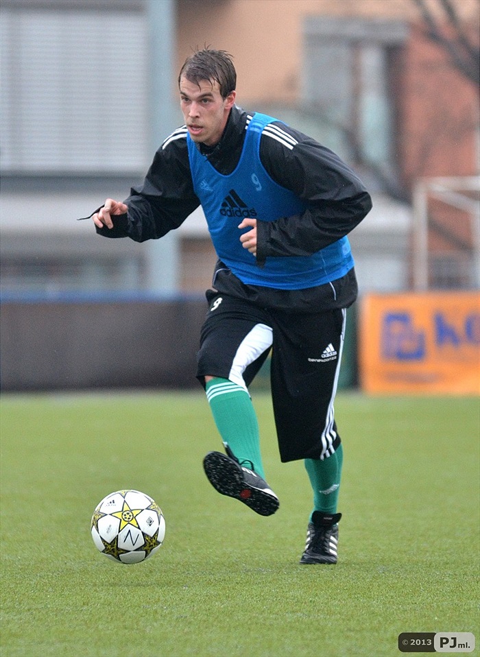 V úterý pokračovala příprava na hřišti